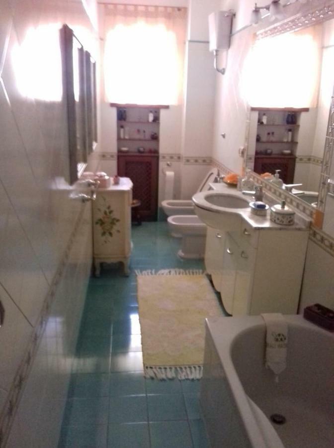 נאפולי Casa Meriva מראה חיצוני תמונה